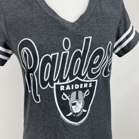 Las Vegas Raiders Shirt Women Small Grey Short Sleeve NFL Football Team Apparel - Picture 8 of 12